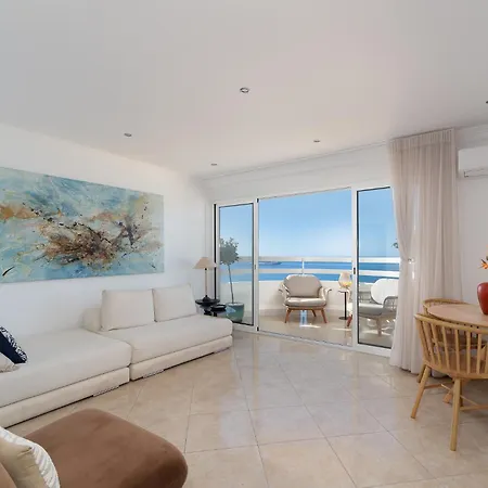 아파트 Lighthouse - Exclusive Sea View 180º, Pool, Parking *