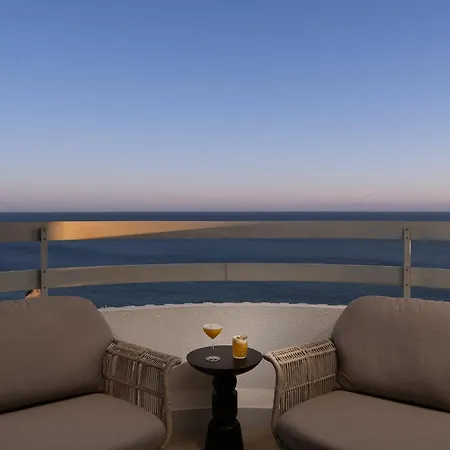 Lighthouse - Exclusive Sea View 180º, Pool, Parking