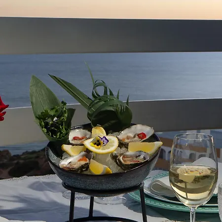 Lighthouse - Exclusive Sea View 180º, Pool, Parking * 포티마오